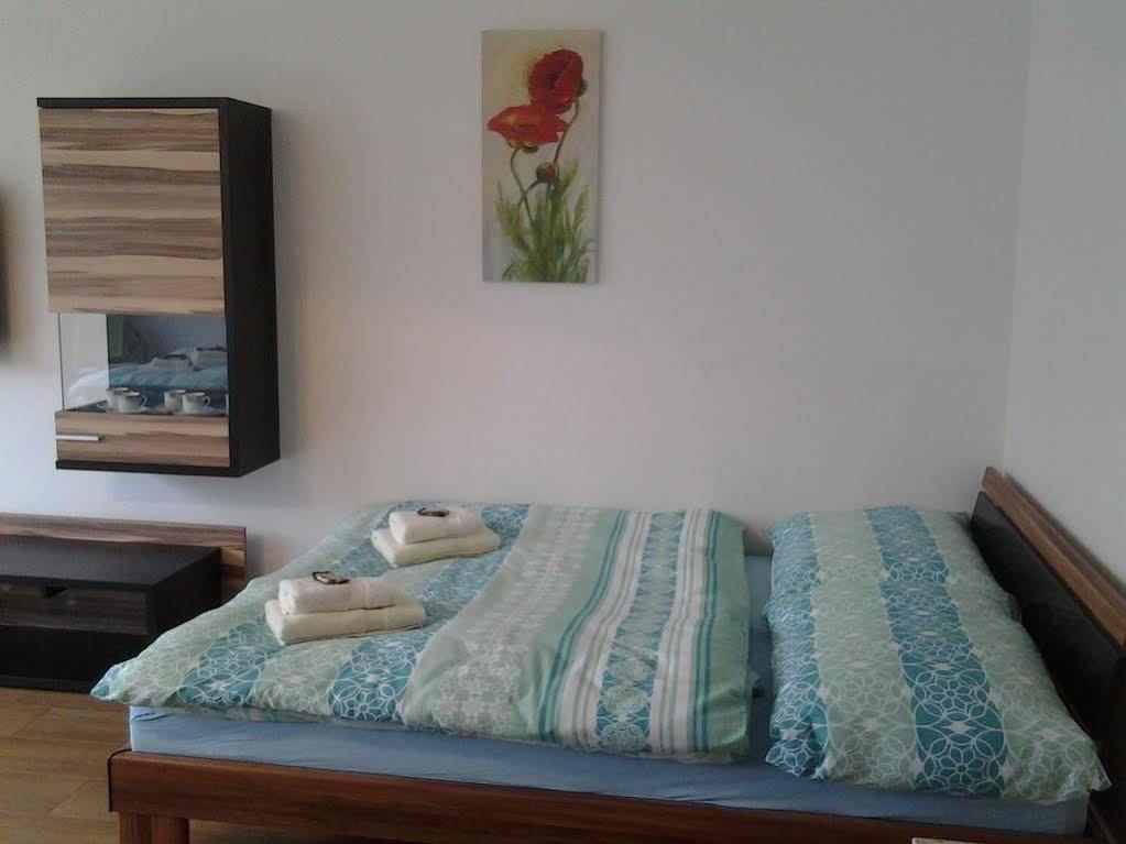 ברון Apartman Residence Nabrezi מראה חיצוני תמונה
